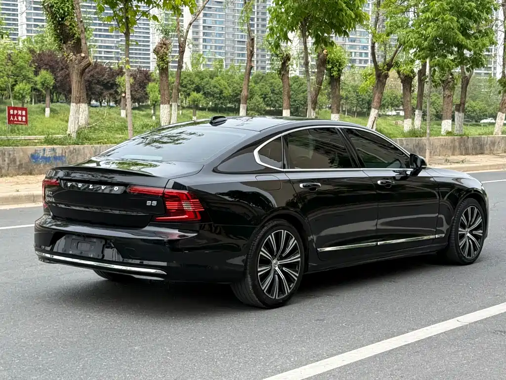 Volvo S90 2021 — фото 9