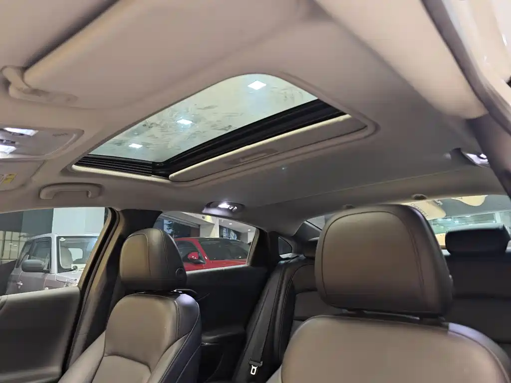 Chevrolet Malibu XL 2018 — фото 13
