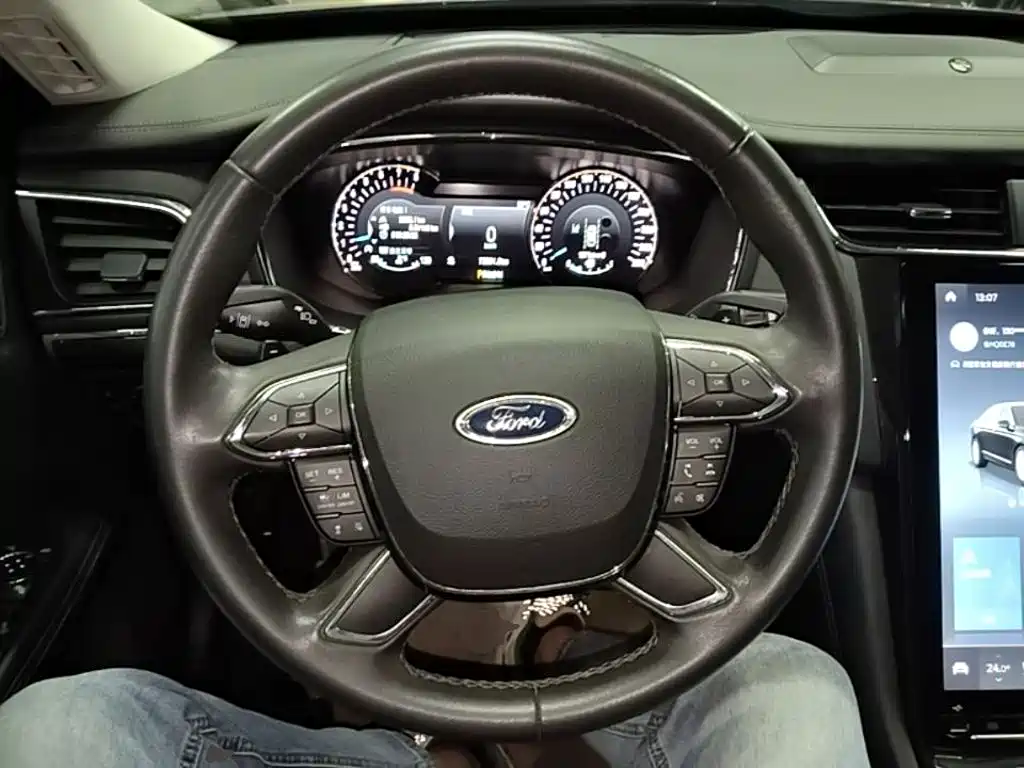 Ford Taurus 2021 — фото 11