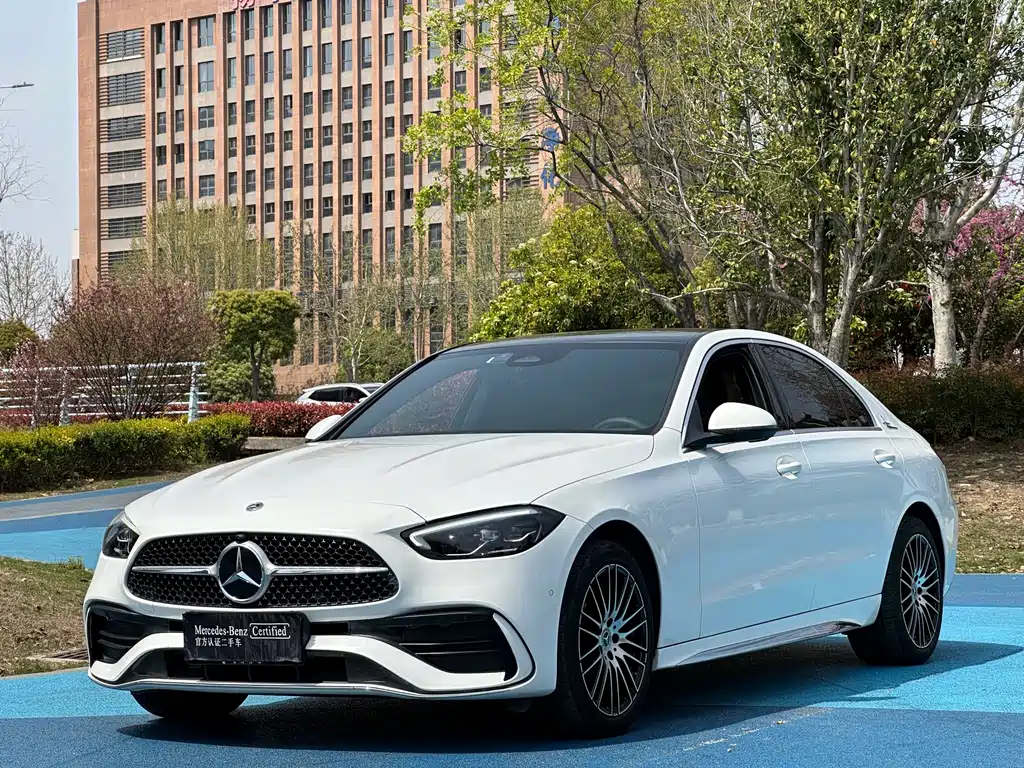 Mercedes-Benz C-Class 2023 — фото 1