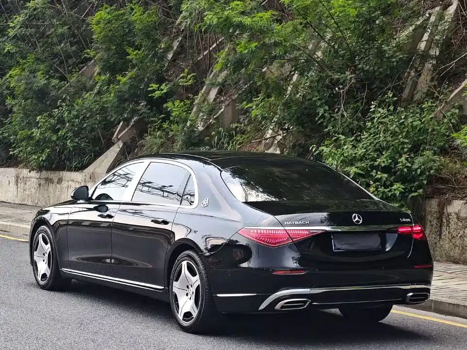 Mercedes-Benz S-Class 2025 — фото 3