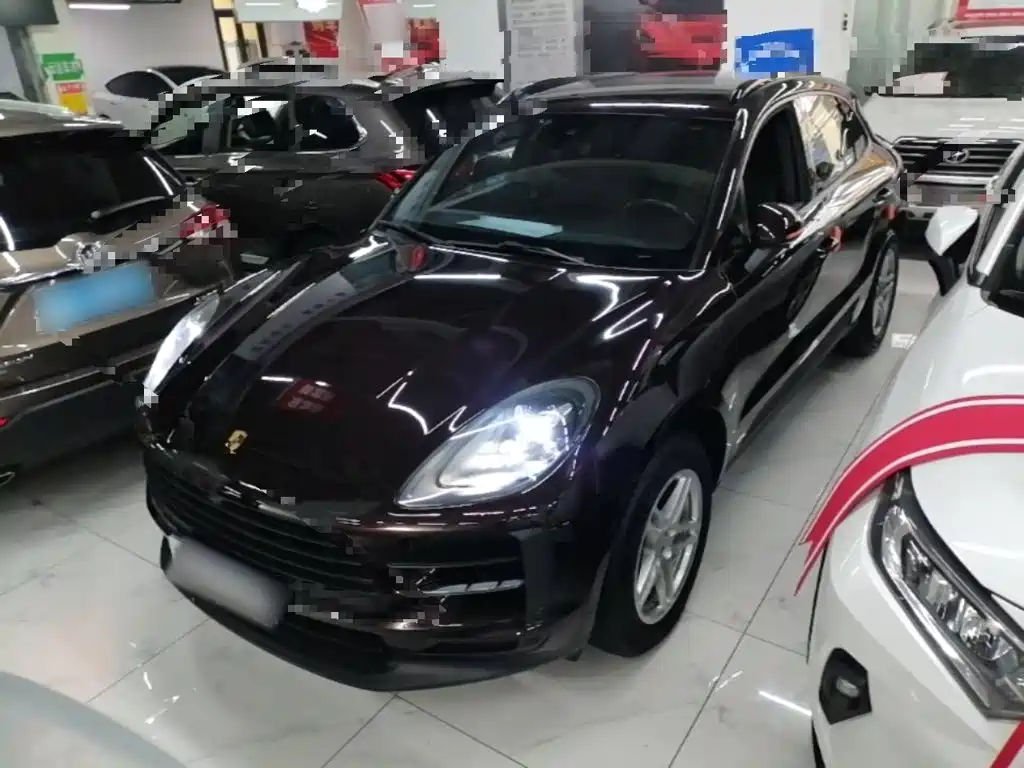 Porsche Macan 2019 — фото 1