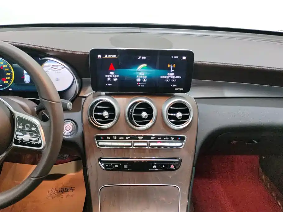Mercedes-Benz GLC 2020 — фото 12