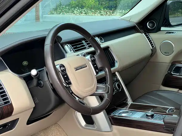 Land Rover Range Rover 2014