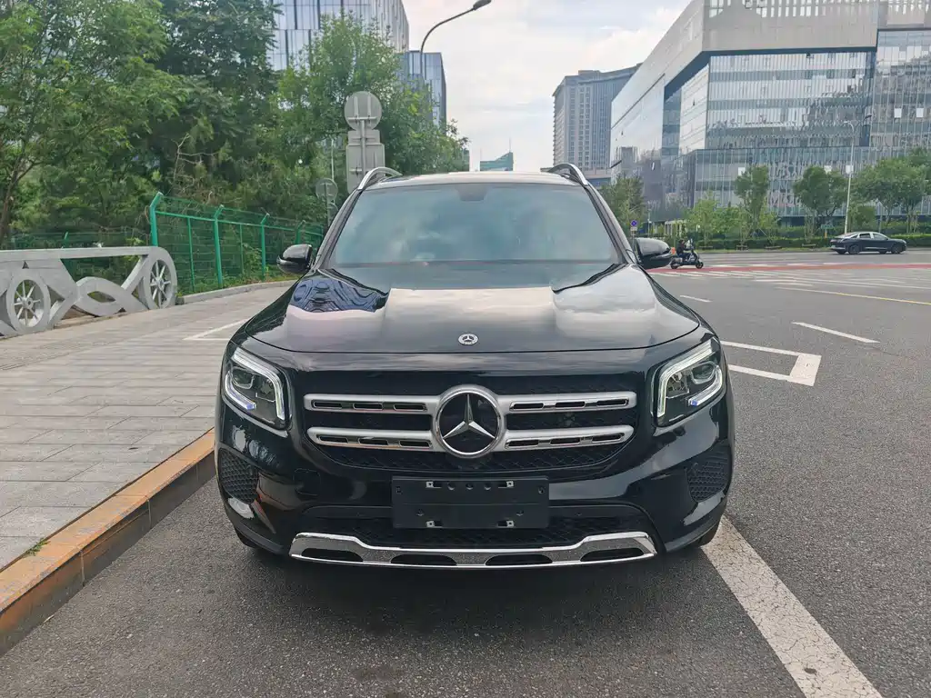 Mercedes-Benz GLB 2022 — фото 2