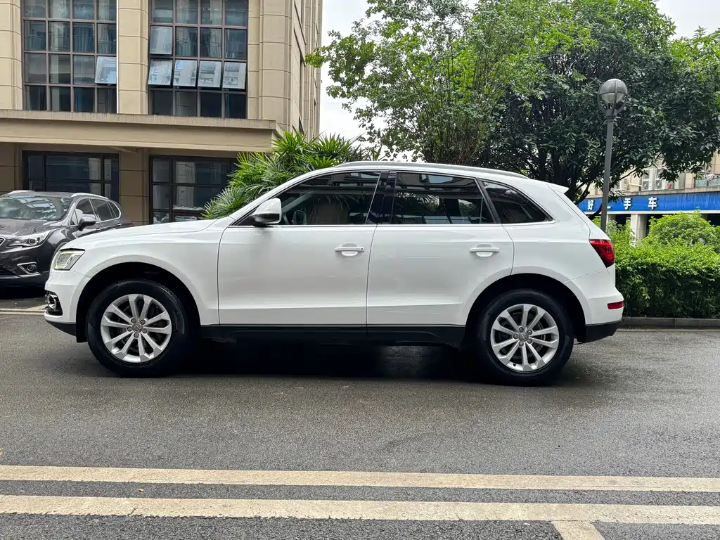 Audi Q5 2015 — фото 4