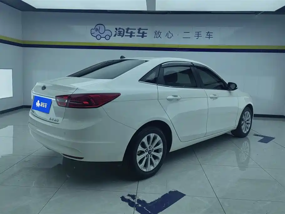 Ford Escort 2018