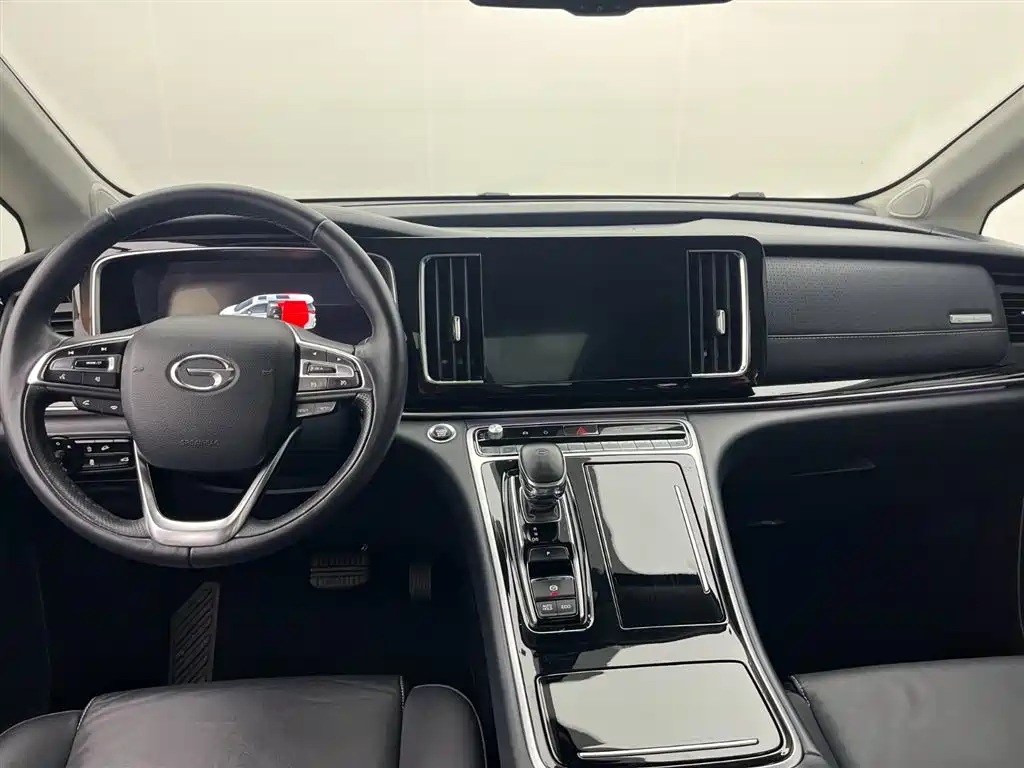 GAC Motor Trumpchi M8 2022 — фото 6