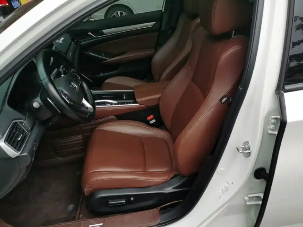 Honda Inspire 2022 — фото 15