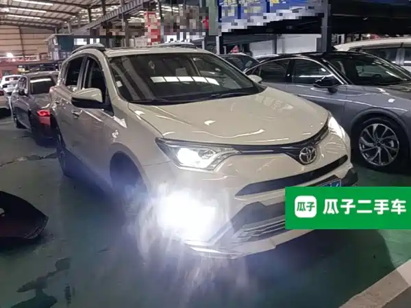 Toyota RAV4 2016