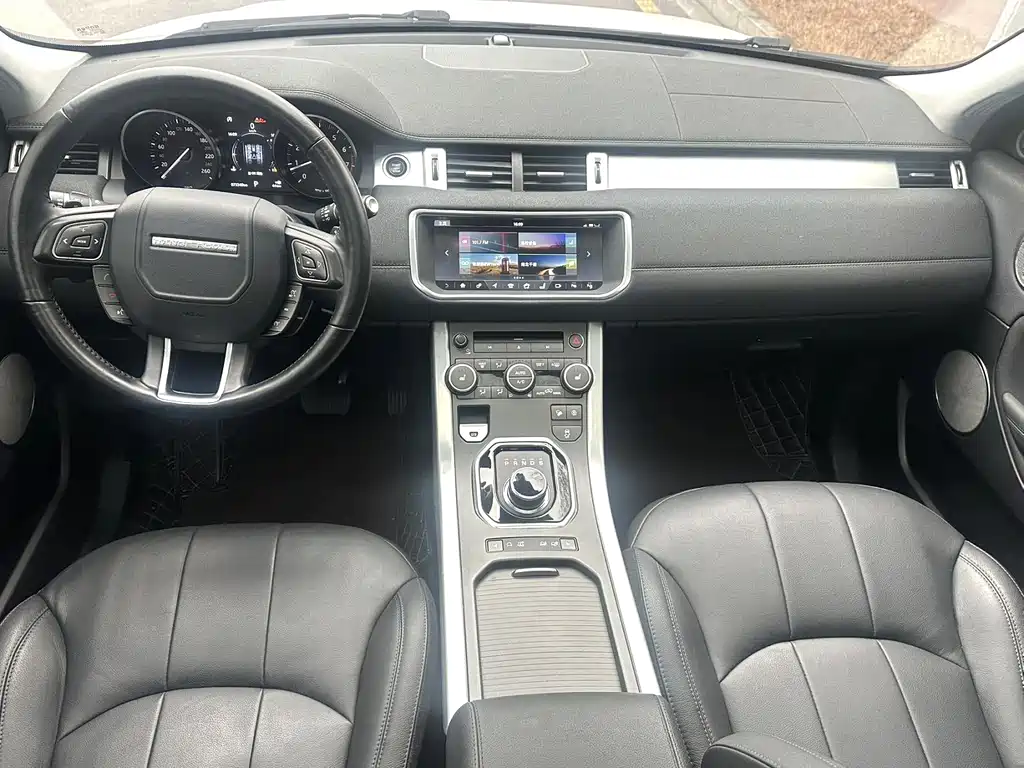 Land Rover Evoque 2018 — фото 9
