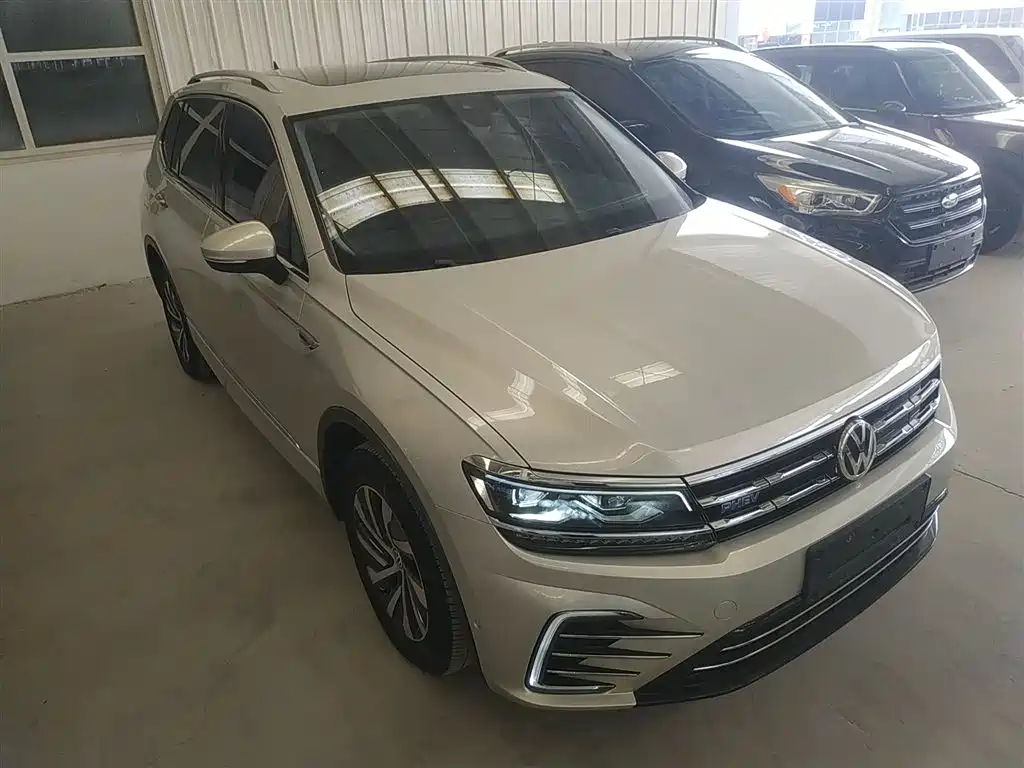 Volkswagen Tiguan L New Energy 2021 — фото 4