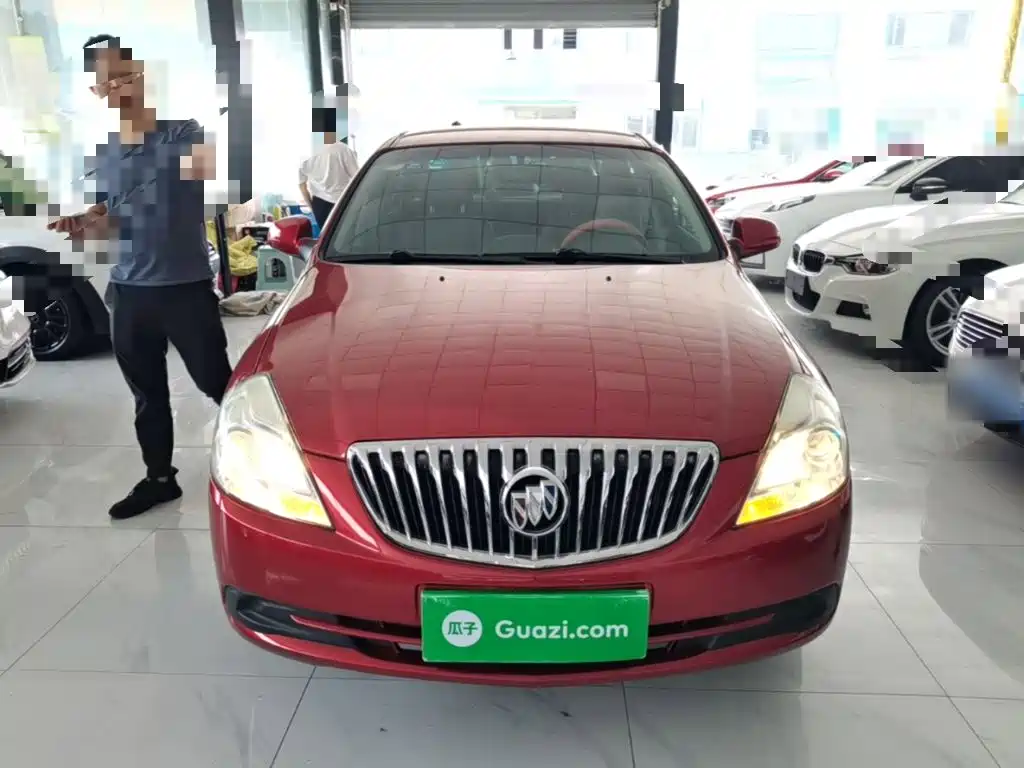 Buick Excelle 2015 — фото 3