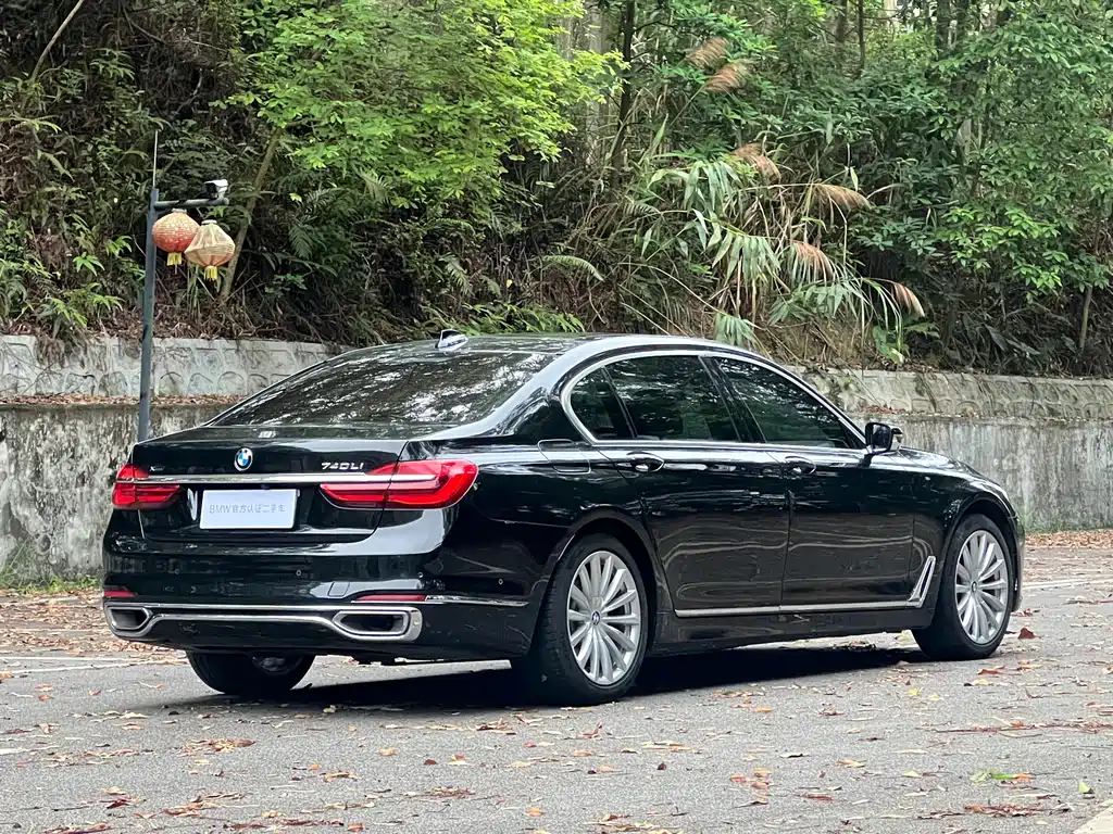 BMW 7 Series 2016 — фото 5