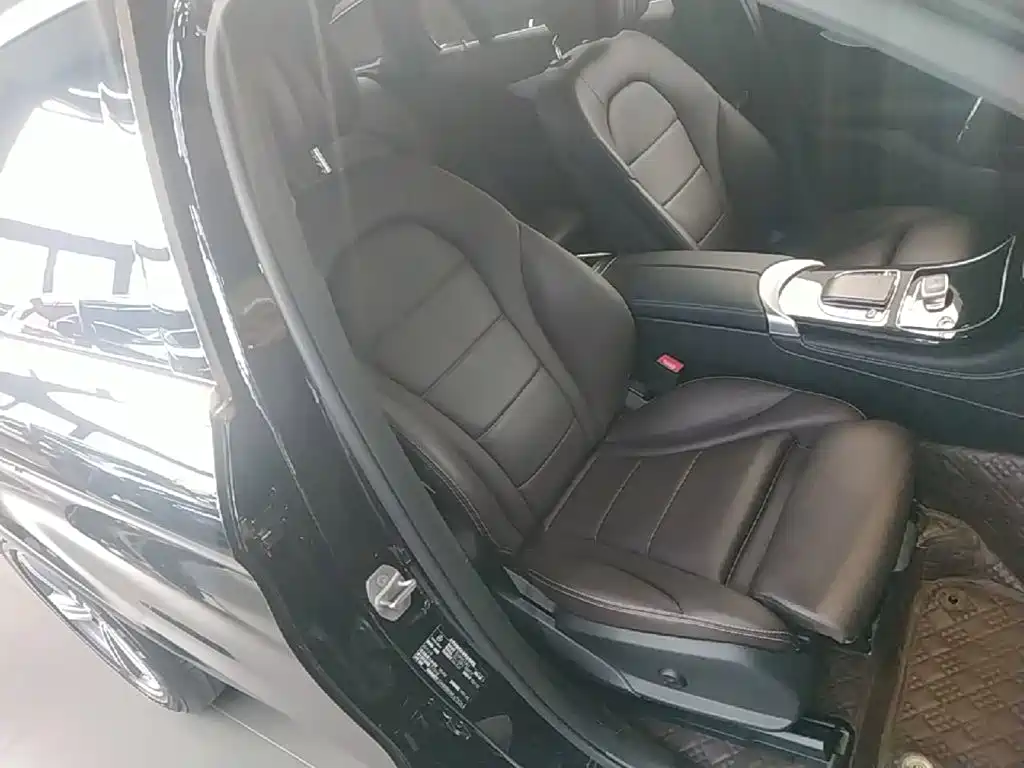 Mercedes-Benz GLC 2021 — фото 20
