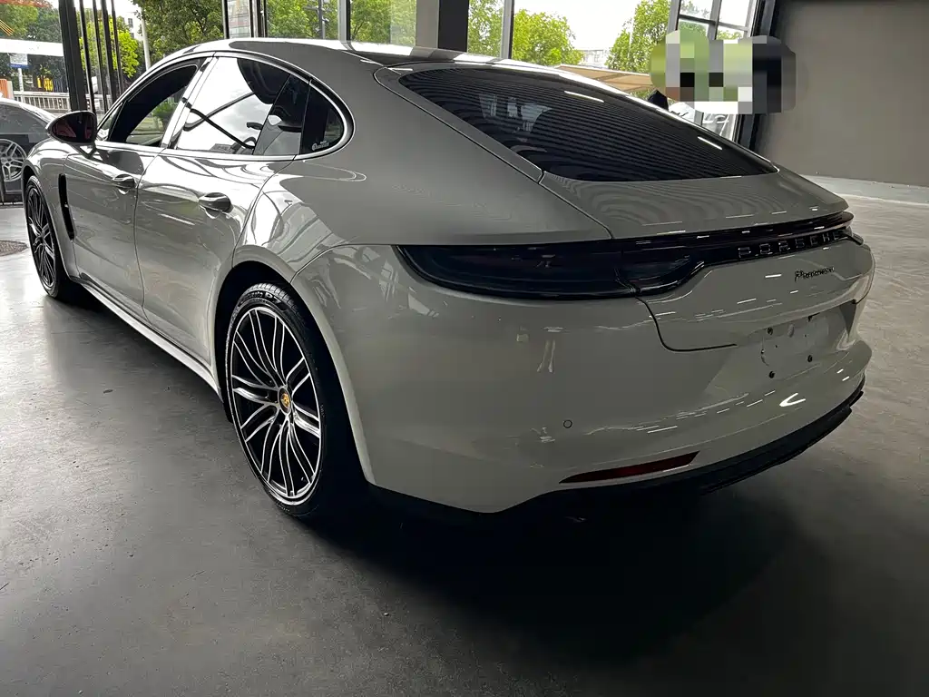 Porsche Panamera 2022 — фото 19