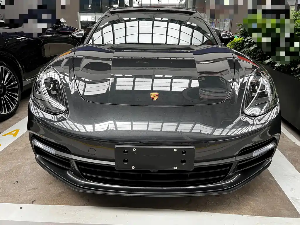 Porsche Panamera 2020 — фото 2