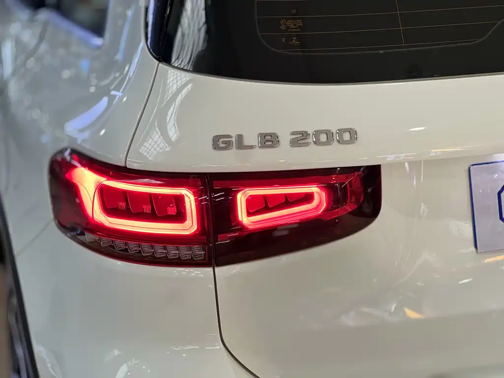 Mercedes-Benz GLB 2022 — фото 15