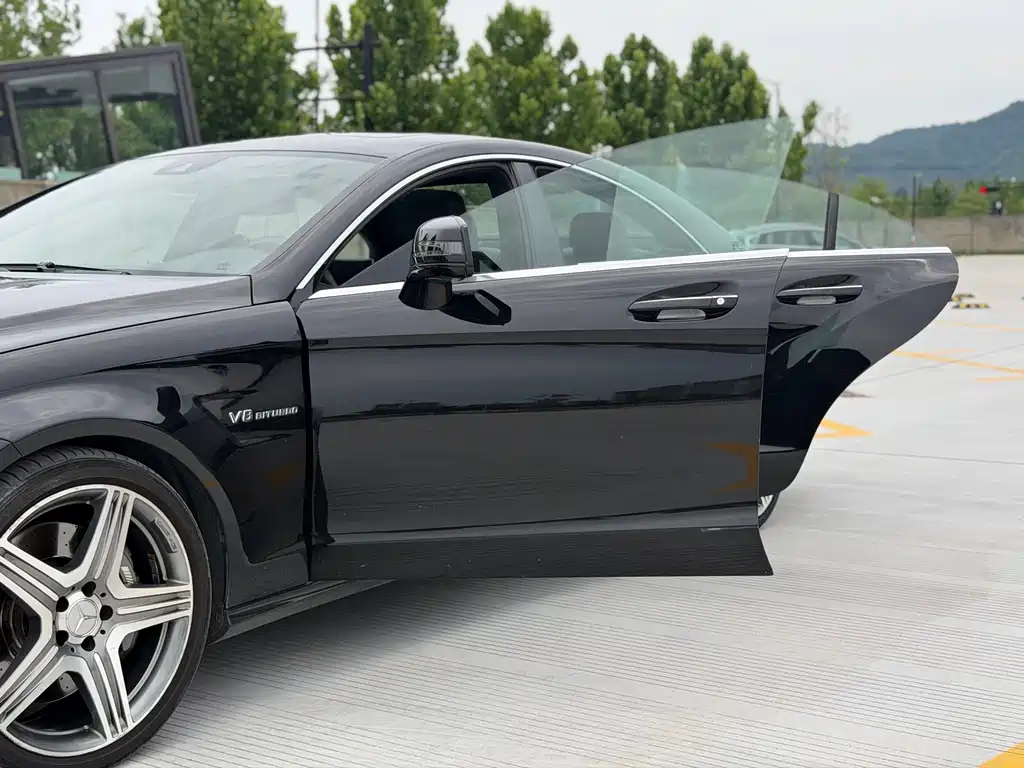 Mercedes-Benz CLS AMG 2012 — фото 17