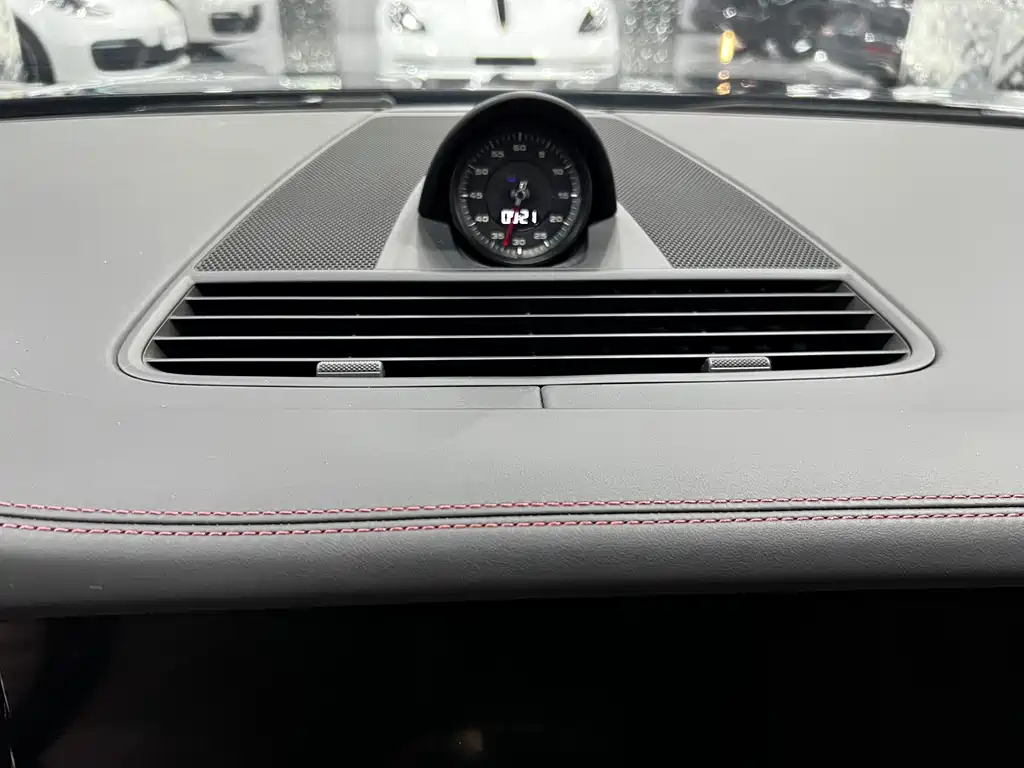 Porsche Panamera 2023 — фото 11