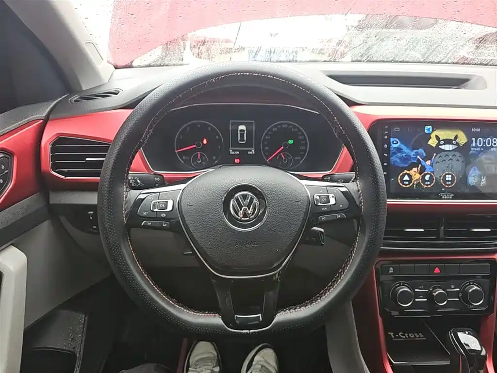 Volkswagen T-Cross 2019 — фото 10