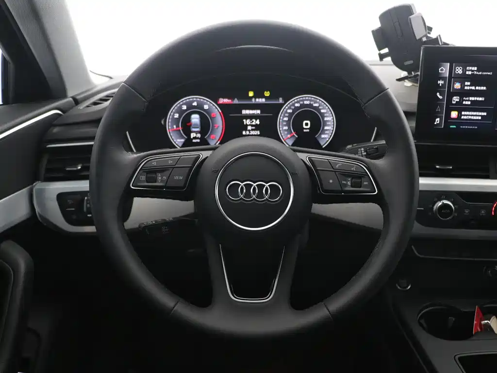 Audi A4L 2023 — фото 13