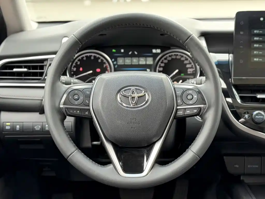Toyota Camry 2022