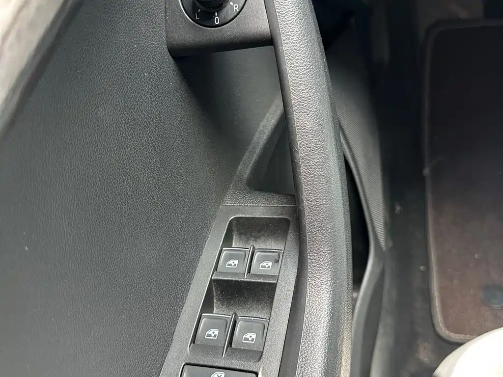 Skoda Octavia 2016 — фото 27