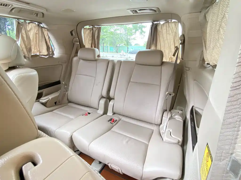 Toyota Alphard 2012 — фото 23