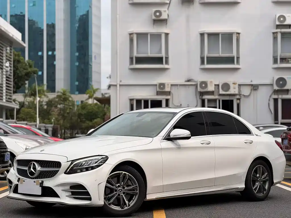 Mercedes-Benz C-Class 2019 — фото 10