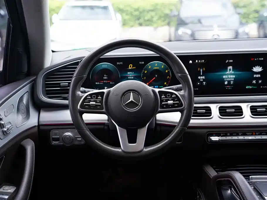 Mercedes-Benz GLE 2020 — фото 13