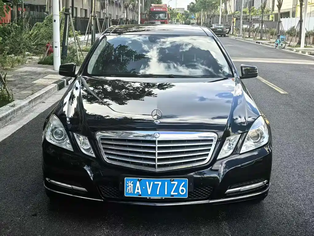 Mercedes-Benz E-Class 2013