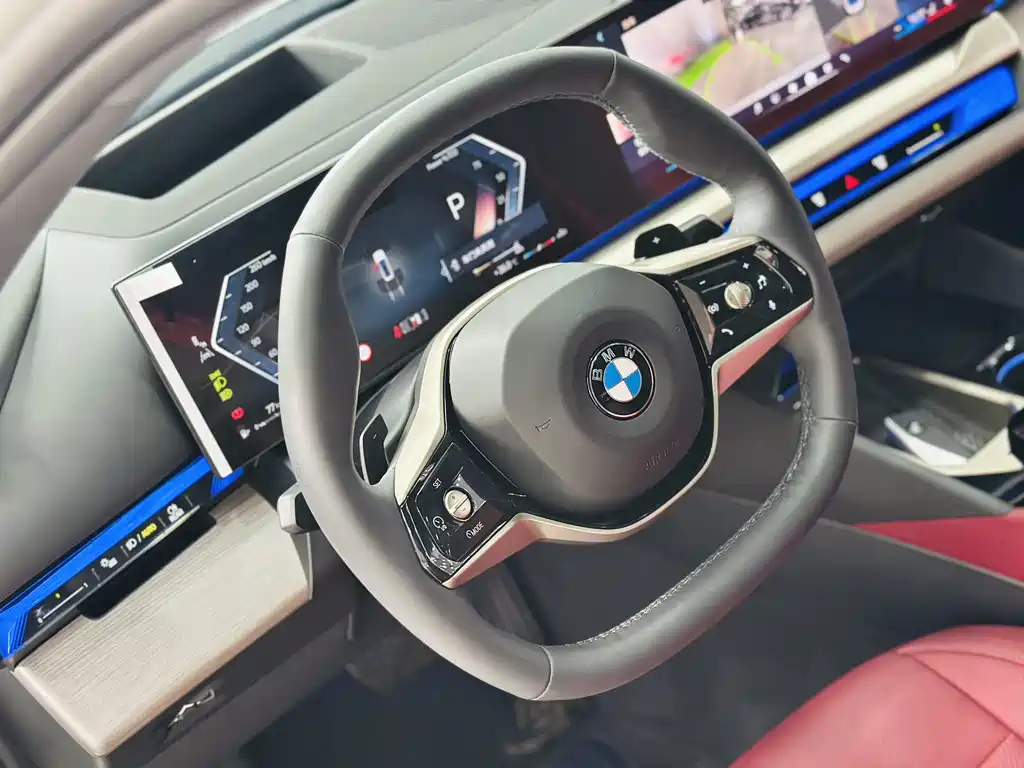 BMW 5 Series 2024 — фото 13