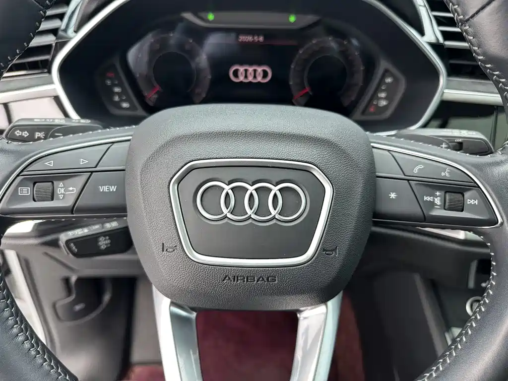Audi Q3 2022 — фото 14