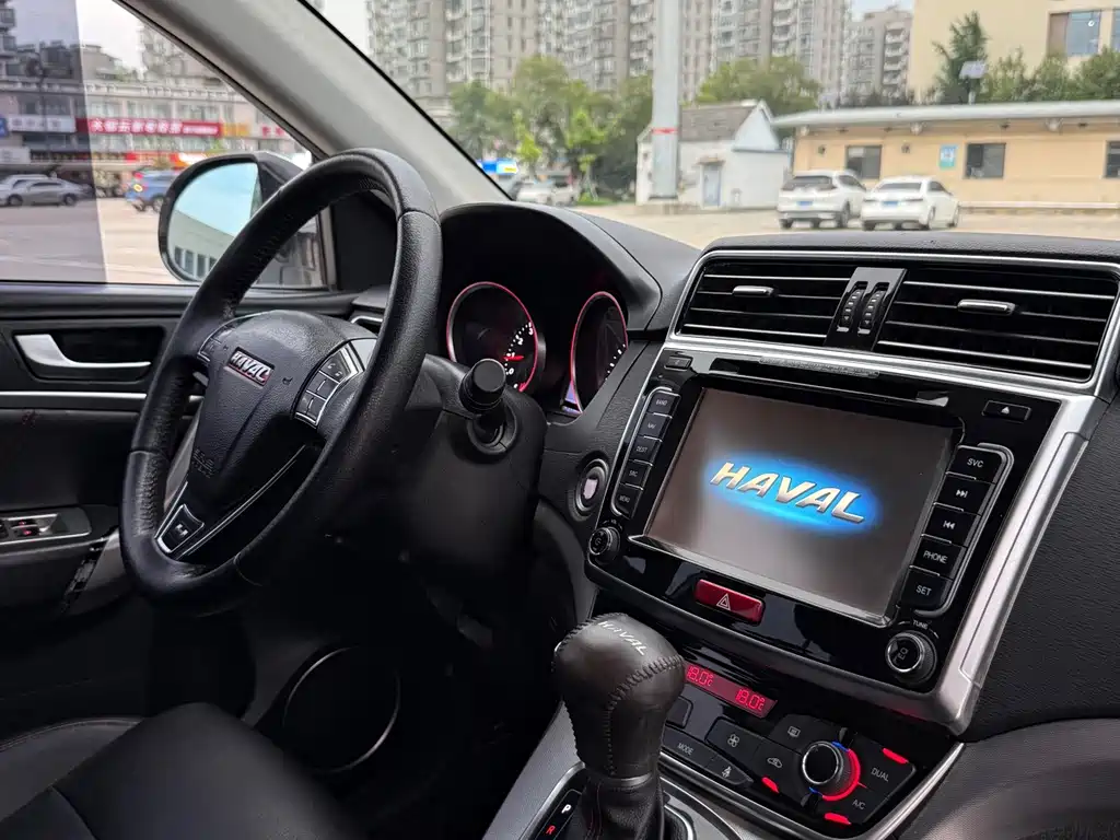 Haval H6 2015 — фото 9