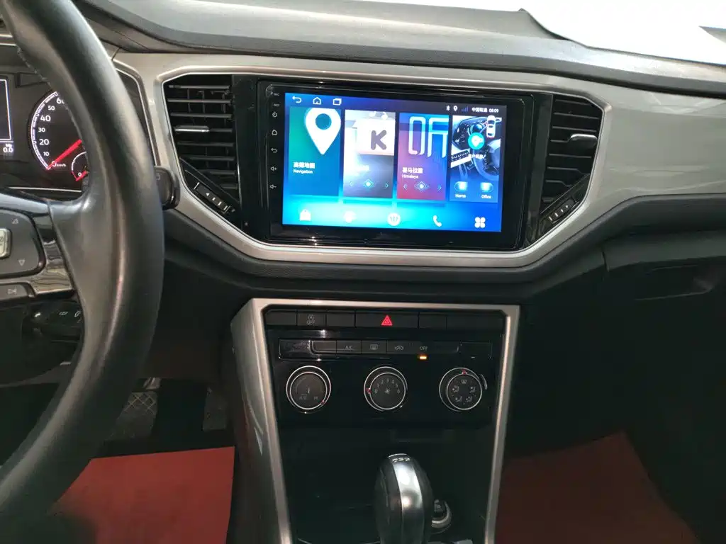 Volkswagen T-Roc 2019