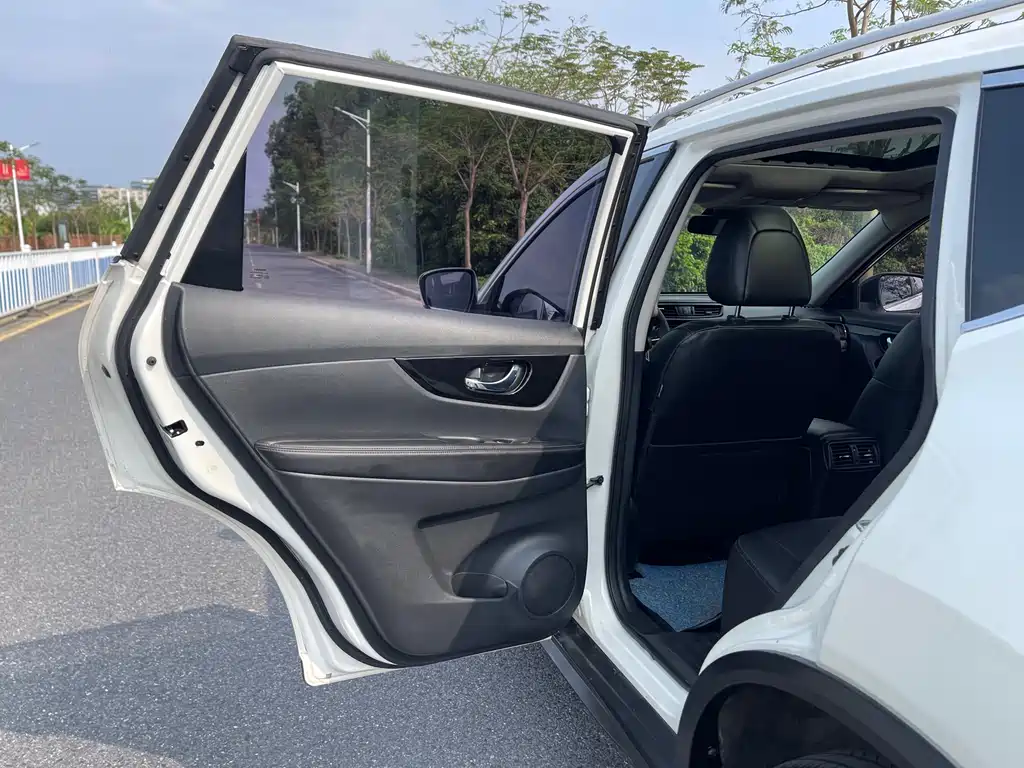 Nissan X-Trail 2020 — фото 27