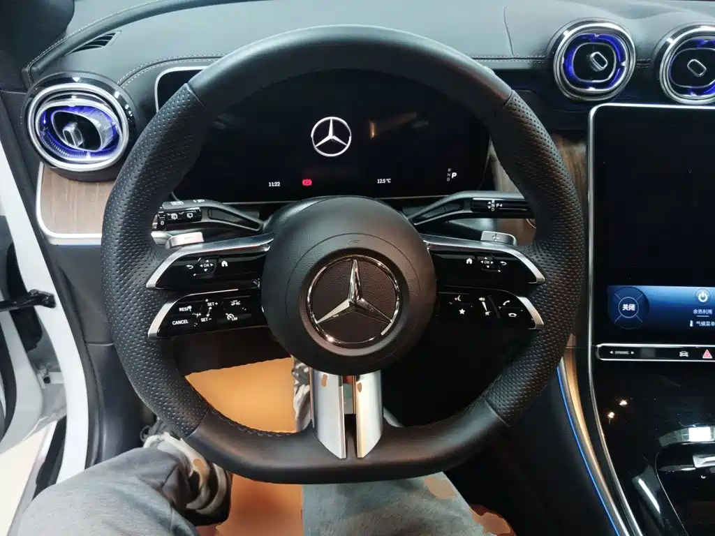 Mercedes-Benz GLC 2024