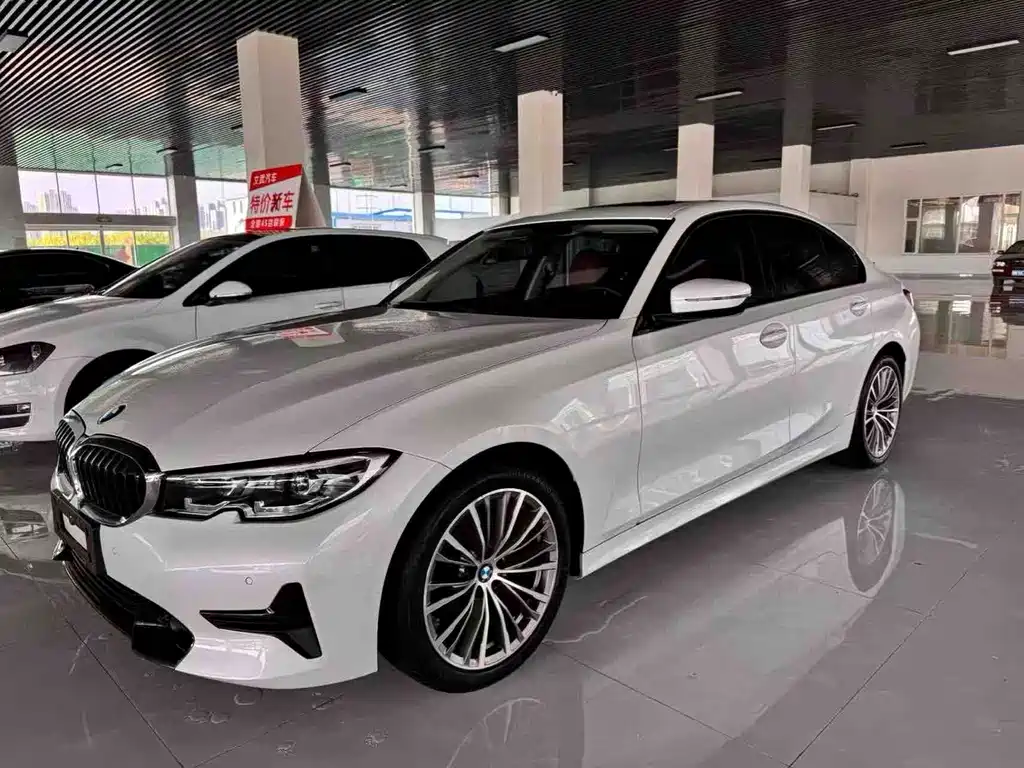 BMW 3 Series 2021