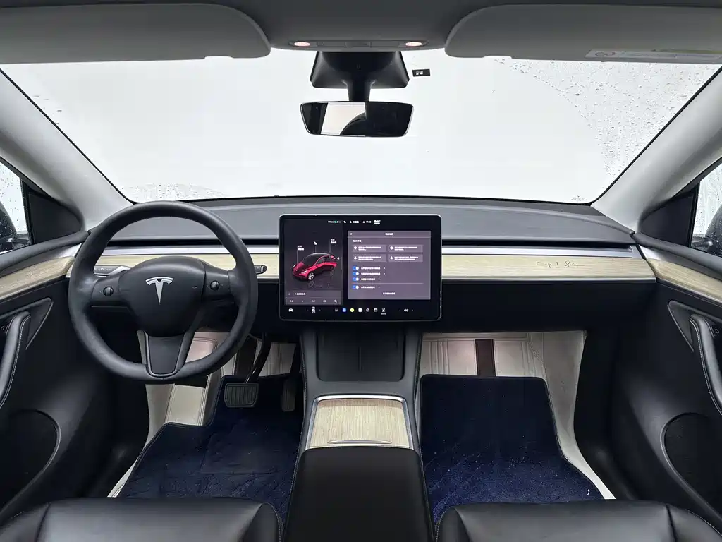 Tesla Model Y 2022 — фото 14