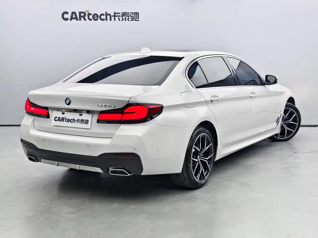 BMW 5 Series 2021