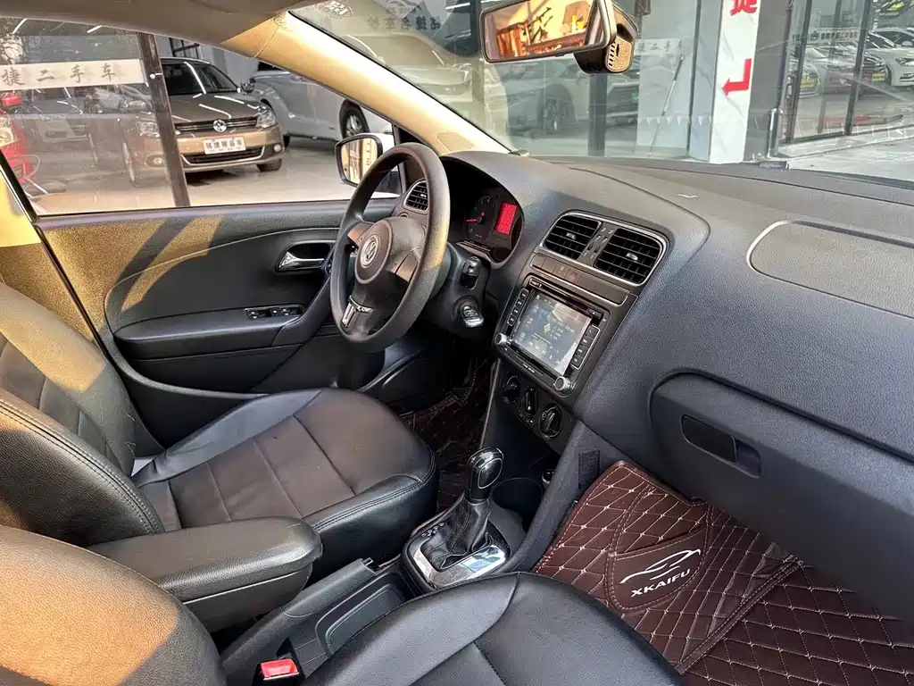 Volkswagen Polo 2013