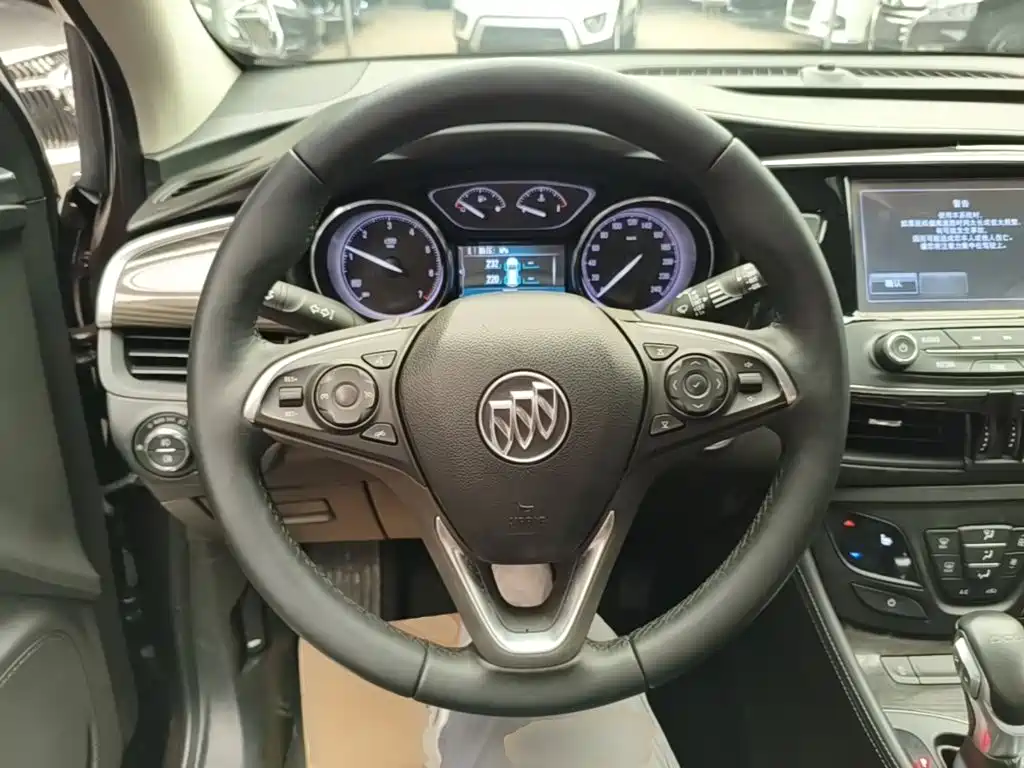 Buick Envision Plus 2019 — фото 11