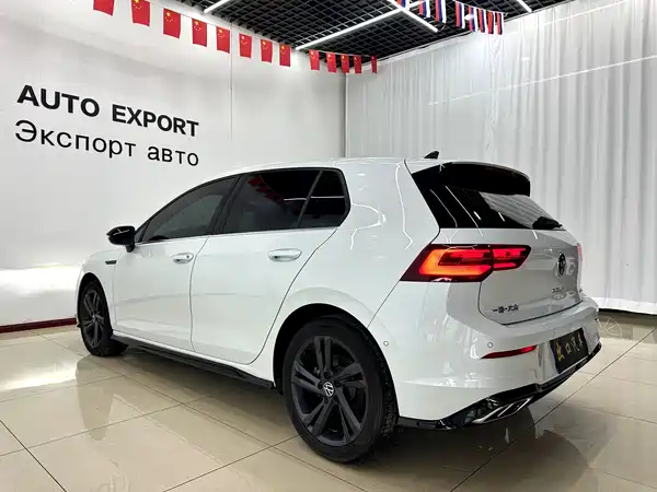 Volkswagen Golf 2023