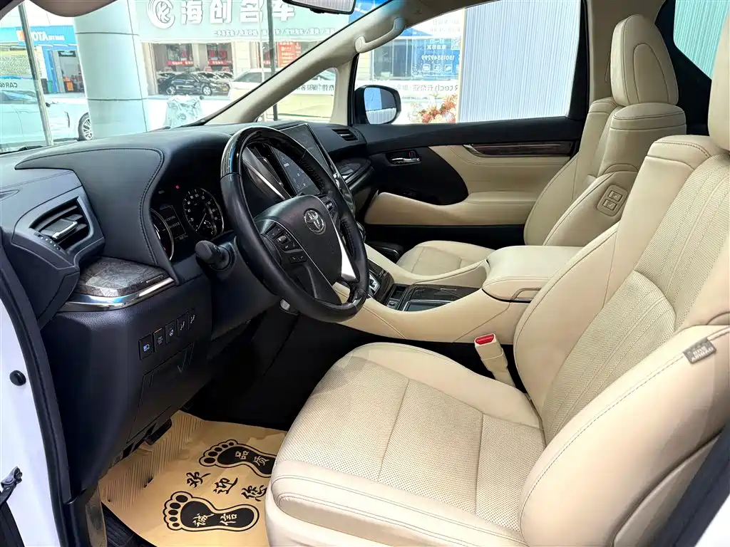 Toyota Vellfire 2022 — фото 19