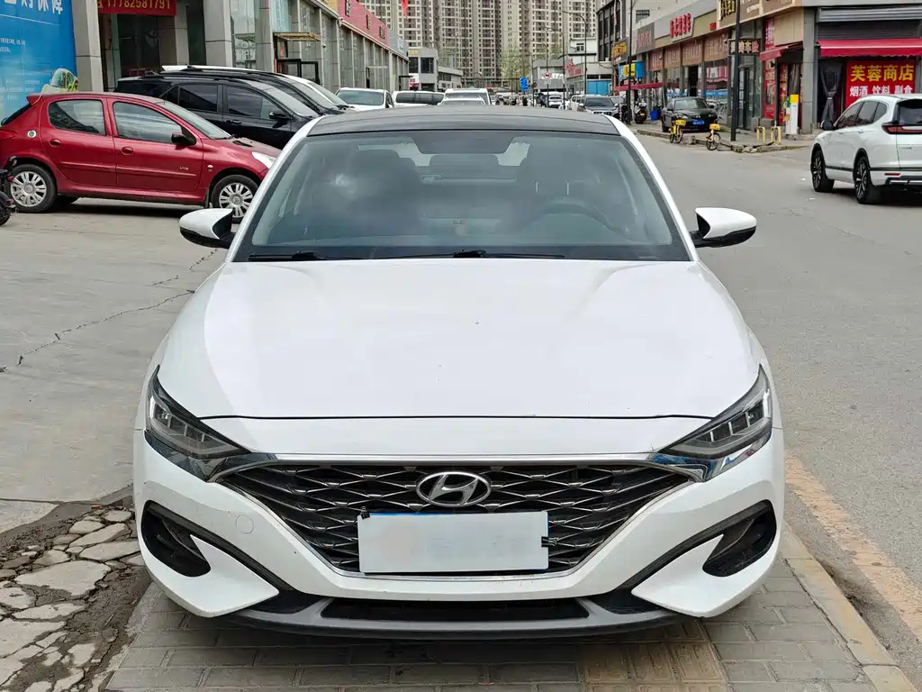 Hyundai Fista 2020 — фото 2