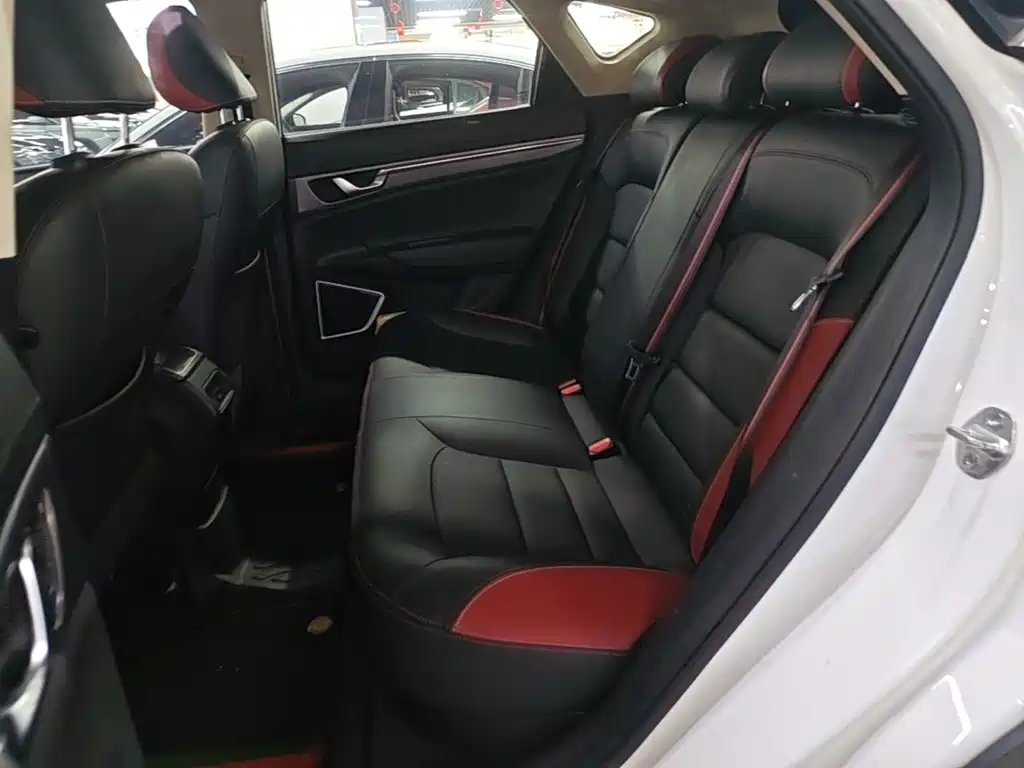 Geely Emgrand GS 2020 — фото 17