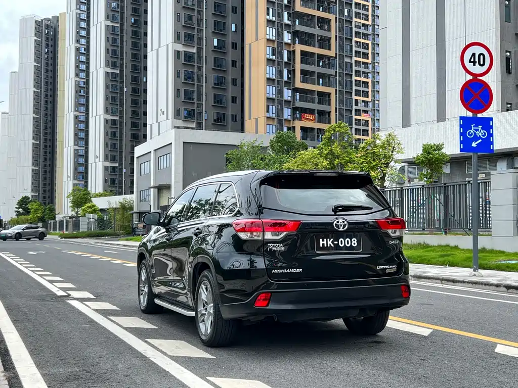 Toyota Highlander 2018 — фото 4