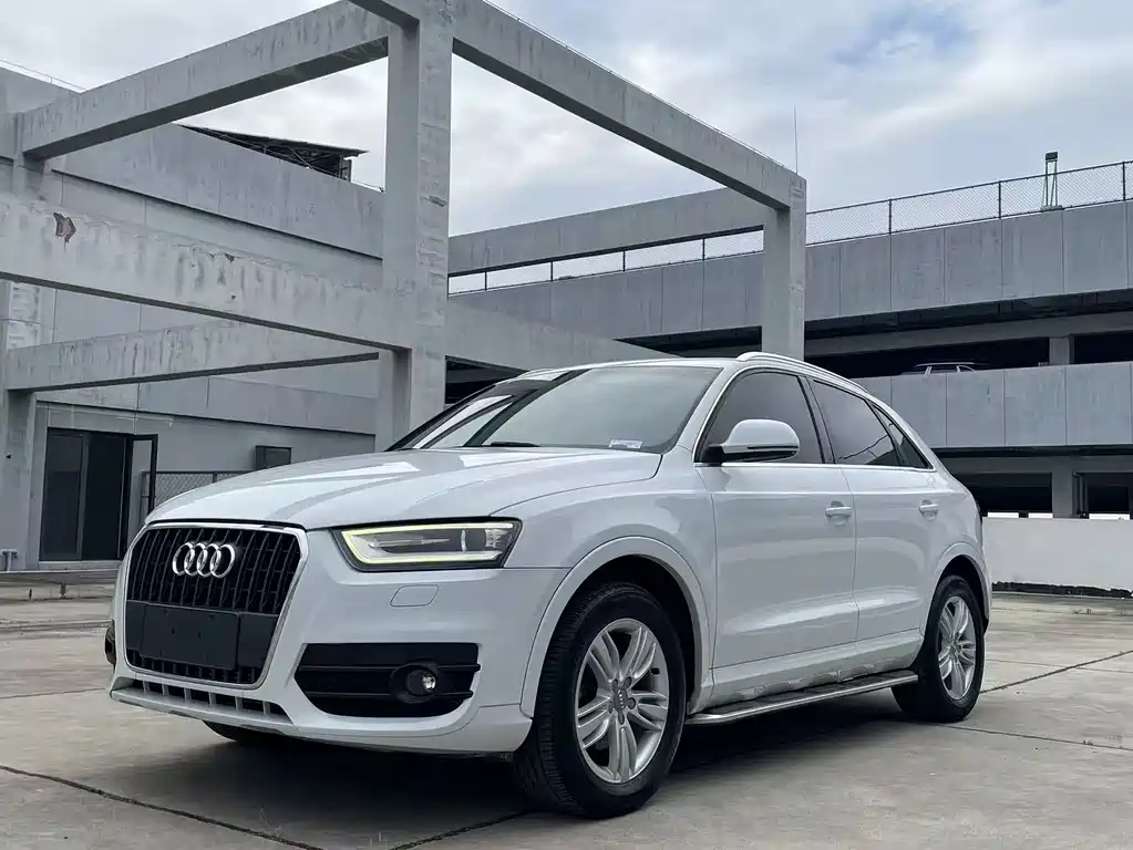 Audi Q3 2014 — фото 1