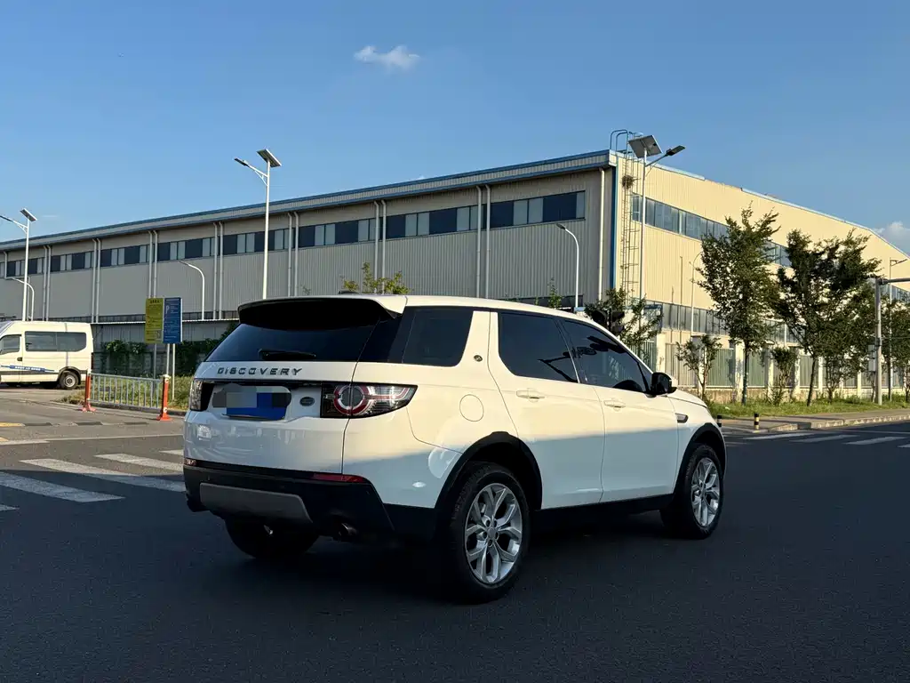 Land Rover Discovery Sport 2016 — фото 6